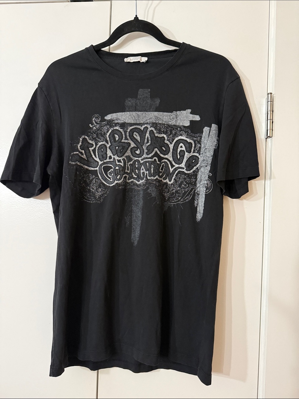 Black Graphic Short-Sleeve Men's Shirt